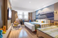Atour Hotel (Zhangjiakou High-speed Rail Station Civil Square)