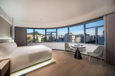 Ezzi Hotel (Lianzhou Panyu Road Branch)