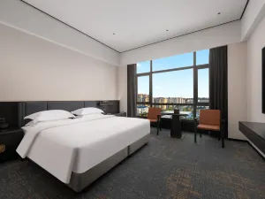 尋烏沃爾頓皇家花園飯店