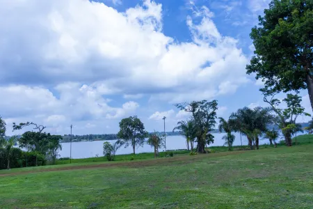 De Rain Eco Beach Resort