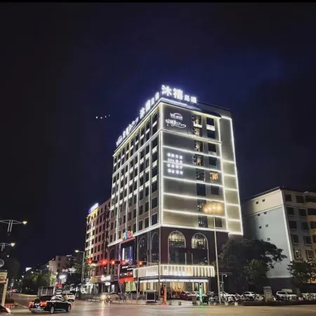 Muxi Foot Road · Hotel (Ping An Bus Station)