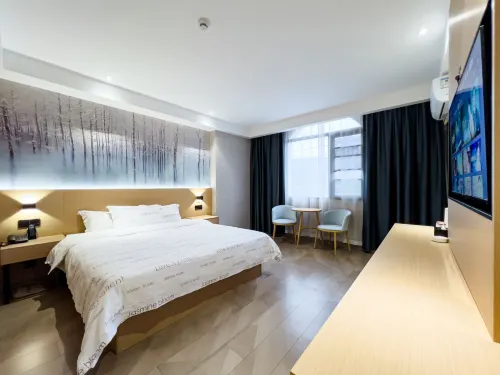 Jasmine Bloom INN Chain Hotel (Jianli Changan Pedestrian Street Yusha Square) Hotels in Jianli