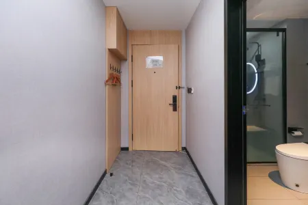 GreenTree Inn Express Hotel (Fengtai South Railway Station)