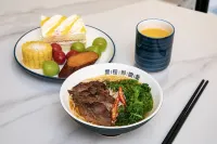 Starway Hotel (Laohekou Han River Commercial Plaza) - فطور