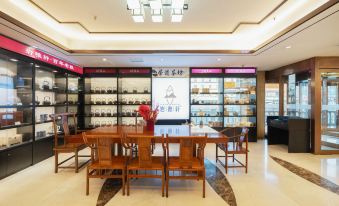 Xinqinglong Hotel