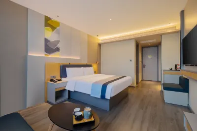 Homeinn Selected Hotel (Longkou Huanhai Middle Road Government Square) Hotels in Yantai