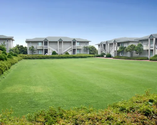 JEJU RAON GOLF CLUB VILLAGE Hotels near Cheongsu Church