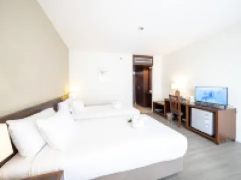 Golden Crown Grand Hotel Hotels in Hat Yai