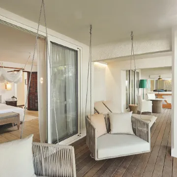 Paradise Cove Boutique Hotel,