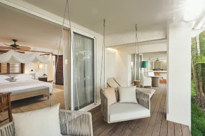 Paradise Cove Boutique Hotel,