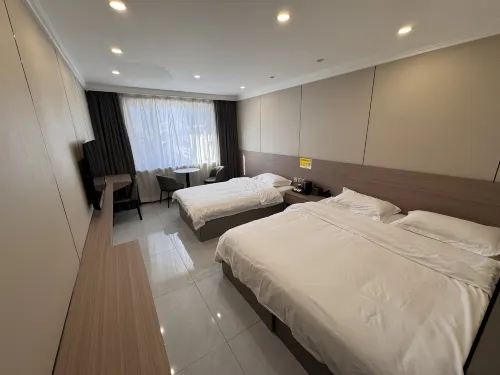 모허 치에만 홀리데이 호텔