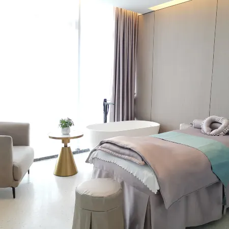 Global Hotel