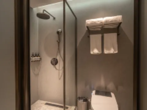 Qiyu Hotel (Waitan City God Temple Branch Shanghai) Hoteles cerca de Yu Garden