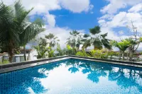 Mountaintop Club Hotel