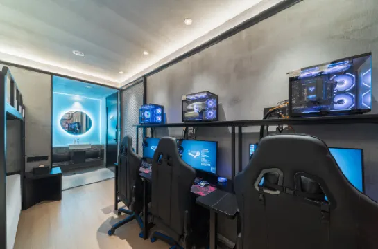Weikai Esports Hotel (Fuzhou Sanfang Qixiang Dongjiekou Subway Station Branch)