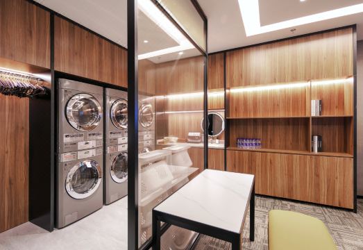 홈 인 플러스 호텔 (항저우 서호 호반 인타이 in77)