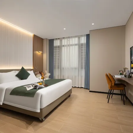 Weihongxing Hotel (Xinhong Square Branch, Yuanzhou Town, Boluo County, Huizhou)