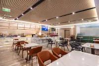 Atour Hotel (Changchun Oriental Plaza, Jiatai)