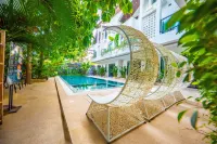Raing Phnom Bungalow - piscine