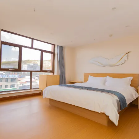 Pai Hotel (Chengde Weichang Branch)