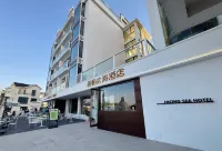 Facing Sea Hotel