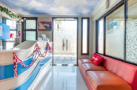 Hotel O Surabaya City Center Near Wonokromo Station Hotels in Gayungan