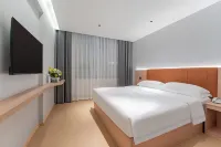 Freedom Hotel (Yichang Binjiang Wanda Tourist Center) - 2つ星