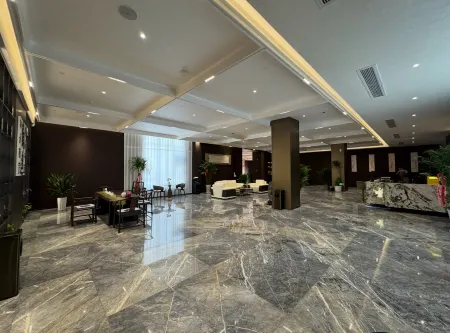 Pleasure Hotel Отели в г. Даншань