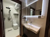 "Lingshi Dongwang Residence (Wang Family Courtyard Lodge