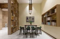 Yiduo Hotel (People's Square, Magang County High-speed Railway Station Branch) Hotels in Mashan