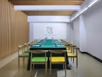 โรงแรมเย่วซู่ วอเตอร์ฟรอนท์ โรงแรมในหยางซั่ว