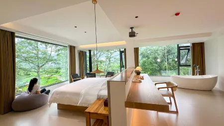 Namei Mountain House Отели рядом с достопримечательностью «Mingshi Tianyuan Zhuang Folk Residence Museum»