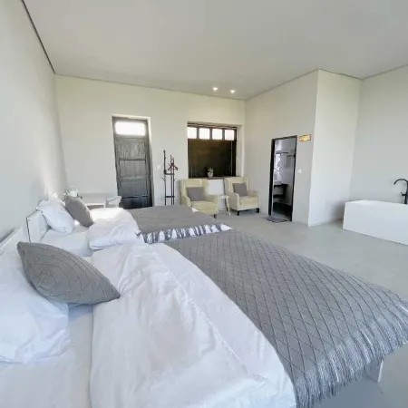 Yuanshe Courtyard Homestay