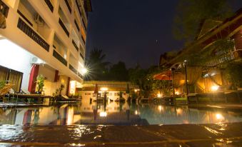 Mekong Angkor Palace Hotel