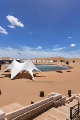 Zhongwei Shapotou Tengger Desert Camping Hotel โรงแรมใน