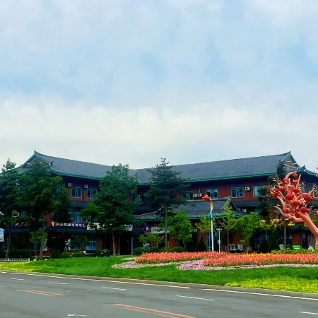Qingfeng·Banshe Smart Folk Hotel(Chaoxianzu Folk-custom Garden)
