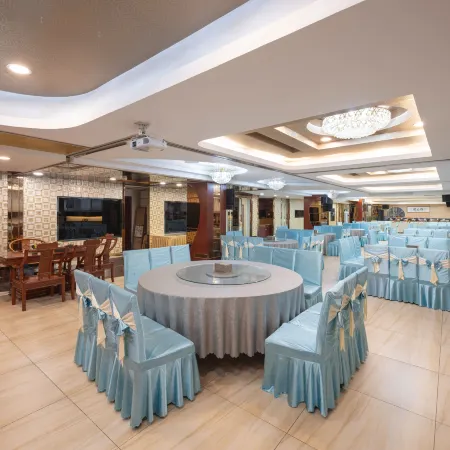 Yongyanfulinhotel Отели рядом с достопримечательностью «Народное правительство Гуаншань»
