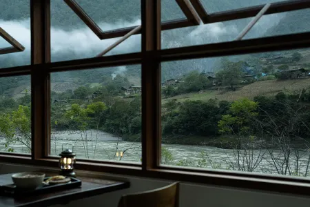 SUNYATA WULI CAMP Отели рядом с достопримечательностью «The First Bend of Nujiang River»