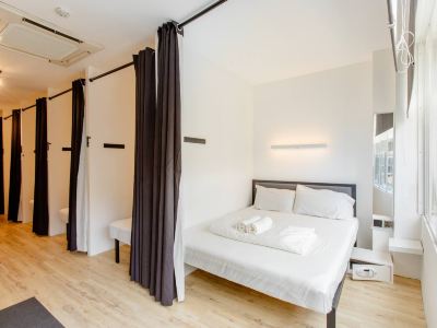 RadZone Hostel