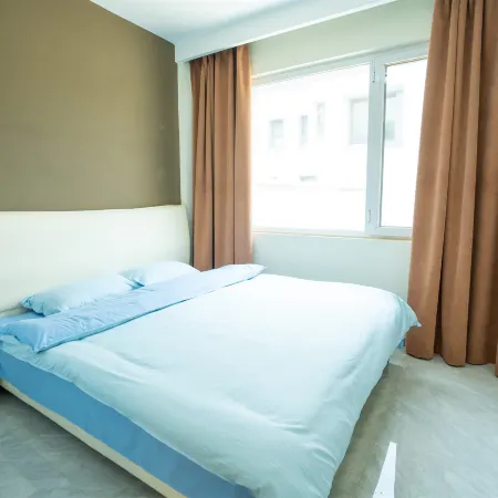 Yishui Yiju Tea Secret Hotel (Xiangming Shanju Branch)