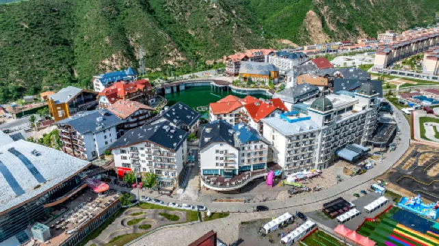 Zhangjiakou Fulong Fengling Yuegu Fanwoods Hotel