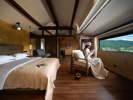 Shuyejie  (Shaxi Ancient Town Branch) Отели рядом с достопримечательностью «Stage at Square Street»