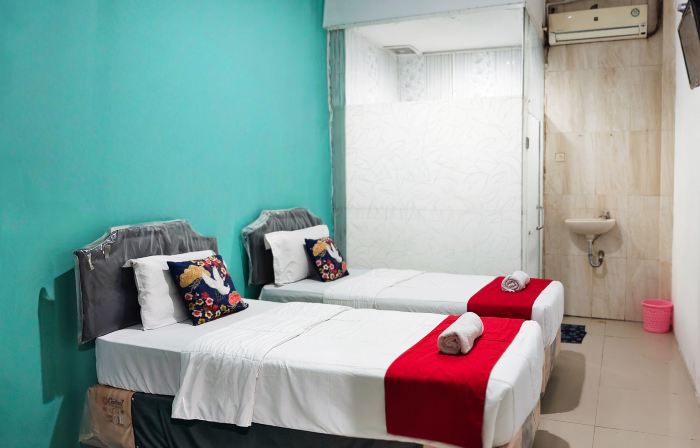 TwoSpaces Living at Nabila Semampir Homestay