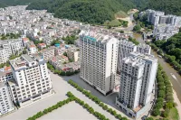 City Comfort Inn Hotel (Baise Xilin Times Square) Hotels near Guangxi Xilin Library