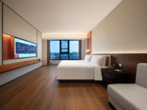 ROYGEM Hotel (Longfor Yantai Longkou Paradise Walk, Yantai) Hoteles en Longkou