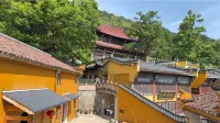Jiuhua Mountain Zen Retreat