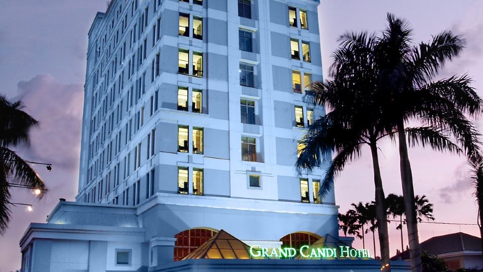 Grand Candi Hotel