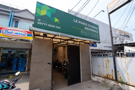Le Paris Syariah Residence Отели в г. Tangerang