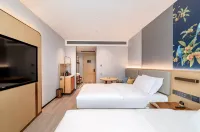 ECHENG Hotel (ZhuozhouFanyang Middle Road Yijiawang Plaza Branch) - 주차장
