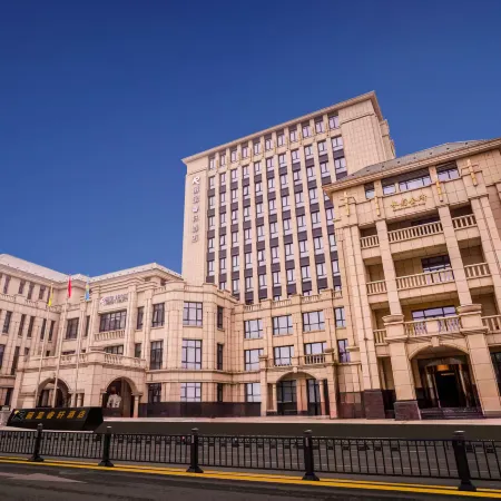 Licheng Ruixuan Hotel (Lingshi Xinjian East Street)